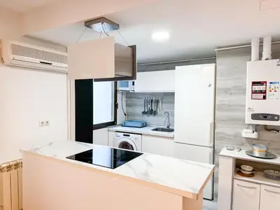 Una cocina o zona de cocina en Escultor del Pilar ComoTuCasa
