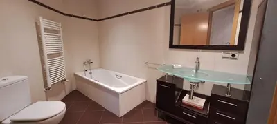 Un baño de Dúplex Luxury Alfaro