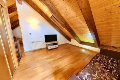 Una televisión o centro de entretenimiento en Casa Ligües - tucasaenlospirineos