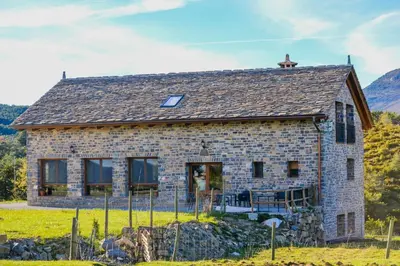 Paisaje cerca of this country house