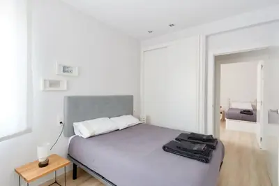 Cama o camas de una habitación en Bonito acogedor apartamento en centro de Pamplona