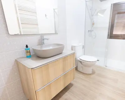 Un baño de El sueño del Búho 4. Ático con chimenea y terraza.