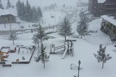 Ático vistas a pistas ideal familias en invierno