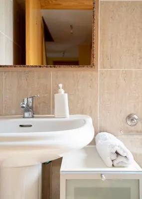 Un baño de Los Manantiales de Villanua