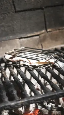 Barbacoa disponible para clientes en el hotel