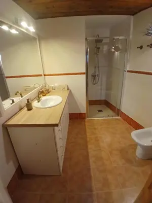 Un baño de Habitaciones Peña Dorada