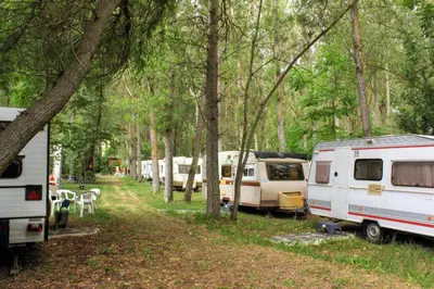 Plano de Camping Pirineos Cien Lagos