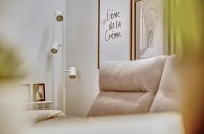Zona de estar de Apartamento Alma de Navarreria by Clabao