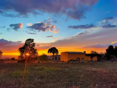 Amanecer o atardecer desde la casa o chalet o alrededores