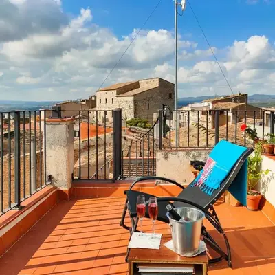 Les Voltes III - stunning 5BD home with panoramic views in hilltop wine village
