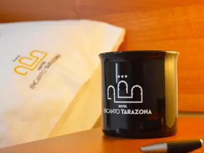 Certificado, premio, señal o documento que está expuesto en Apartamento Doz