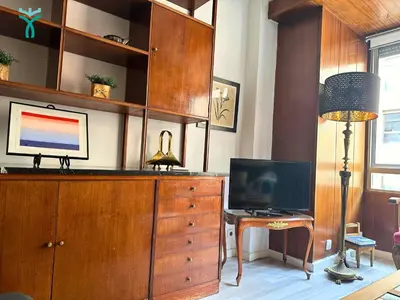 Una televisión o centro de entretenimiento en Dos Torres Lacarra- Confort y Estilo en el Centro de Zaragoza
