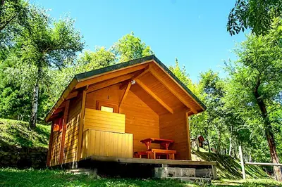 Jardín al aire libre en Camping Bedura Park