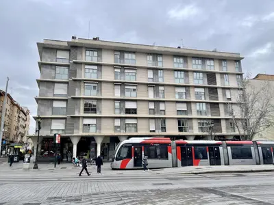 Edificio en el que se encuentra el apartamento