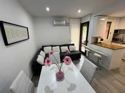 Una cocina o zona de cocina en Apartamento premium Aínsa
