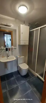 Un baño de Apartamento San Fermin 5 personas