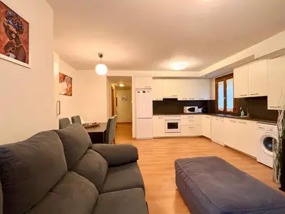 Una televisión o centro de entretenimiento en BPirineos-Tuca Blanca