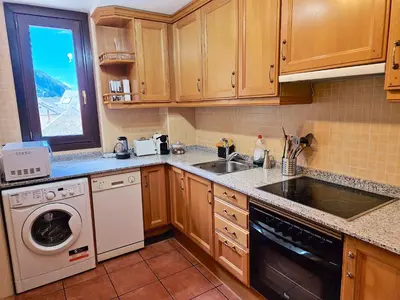 Una cocina o zona de cocina en Apartament familiar amb vistes by RURAL D'ÀNEU