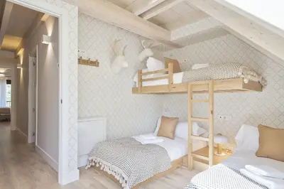 Cama o camas de una habitación en Luderna - Tríplex Deth Tiller