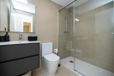 Un baño de Villmor - B55 - Las Esquiadoras