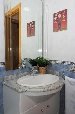 Un baño de Casa Senda by Cardi Suites.