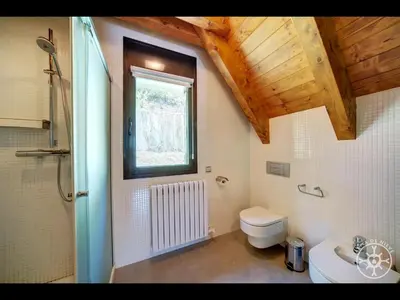 Un baño de CASA ARROQUETS de Alma de Nieve