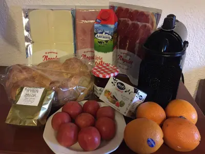 Comida en o cerca de este apartamento
