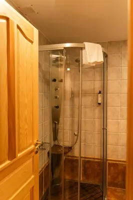 Un baño de SNÖ Apartamentos Escarrilla