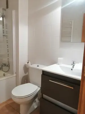 Un baño de Tu rincón rústico - Acogedor para parejas - Cuc 1