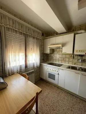 Una cocina o zona de cocina en Amani Apartamento Alcañiz