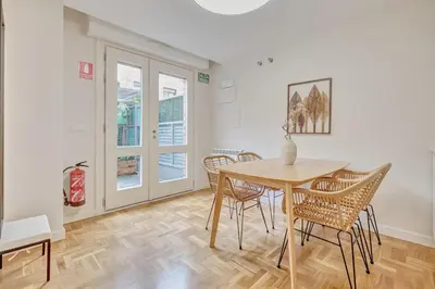 Plano de Apartamento Yamaguchi Terrace by Clabao