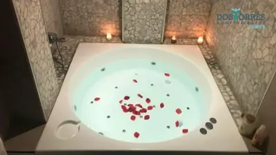Plano de Dos Torres Ribera Play & Relax con Jacuzzi y cine
