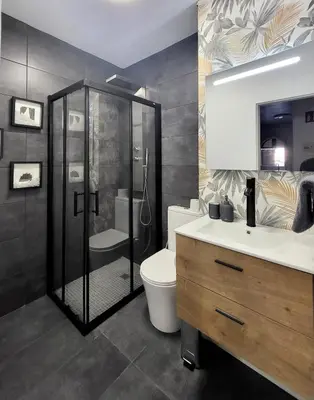 Un baño de Apartamentos Crispín Candela