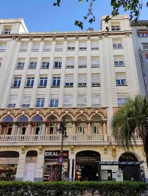 Edificio en el que se encuentra el apartamento