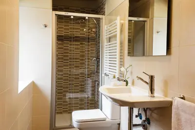 Un baño de Alojamientos Rurales Apezarena