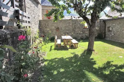 Jardín al aire libre en Casa Parrot - Jardín privado y balcón con vistas by Eth Flòc