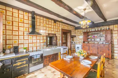 Una cocina o zona de cocina en Casa Arozenia, Hogar rústico en pleno valle Ulzama