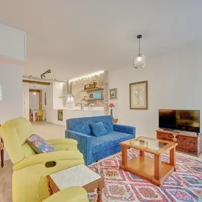 Apartamento Balcón del Arte by Clabao