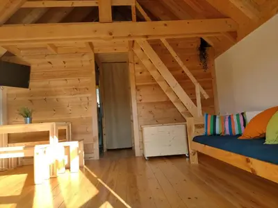 Una televisión o centro de entretenimiento en Camping IZARPE