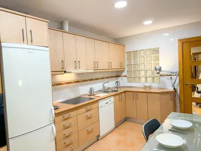 Una cocina o zona de cocina en Step to El Pilar 2 Turistea