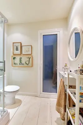 Un baño de Curia 18 by Clabao