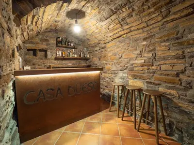 El salón o zona de bar de Casa Dueso