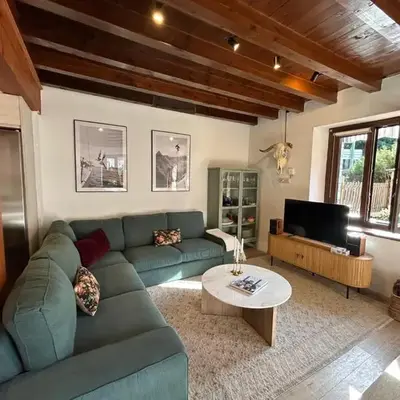 Chalet con encanto Jardín y Parking Privado
