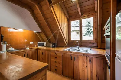 Una cocina o zona de cocina en Casa Unhòla by SeaMount Rentals