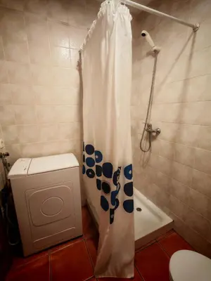Un baño de Tu rincón rústico con balcón y vistas - Erta 2