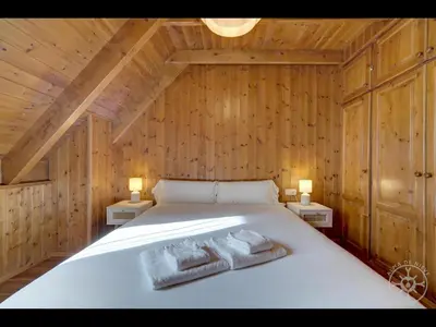 Cama o camas de una habitación en CASA TORDA de Alma de Nieve