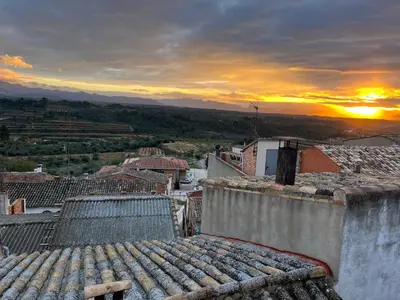 Amanecer o atardecer desde la casa o chalet o alrededores
