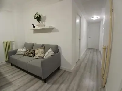 Zona de estar de Piso recien reformado