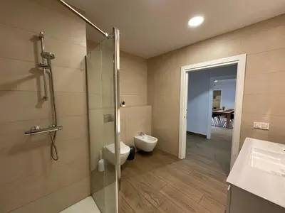 Un baño de Yvacas 1A