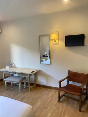 Una televisión o centro de entretenimiento en Hotel Els Avets